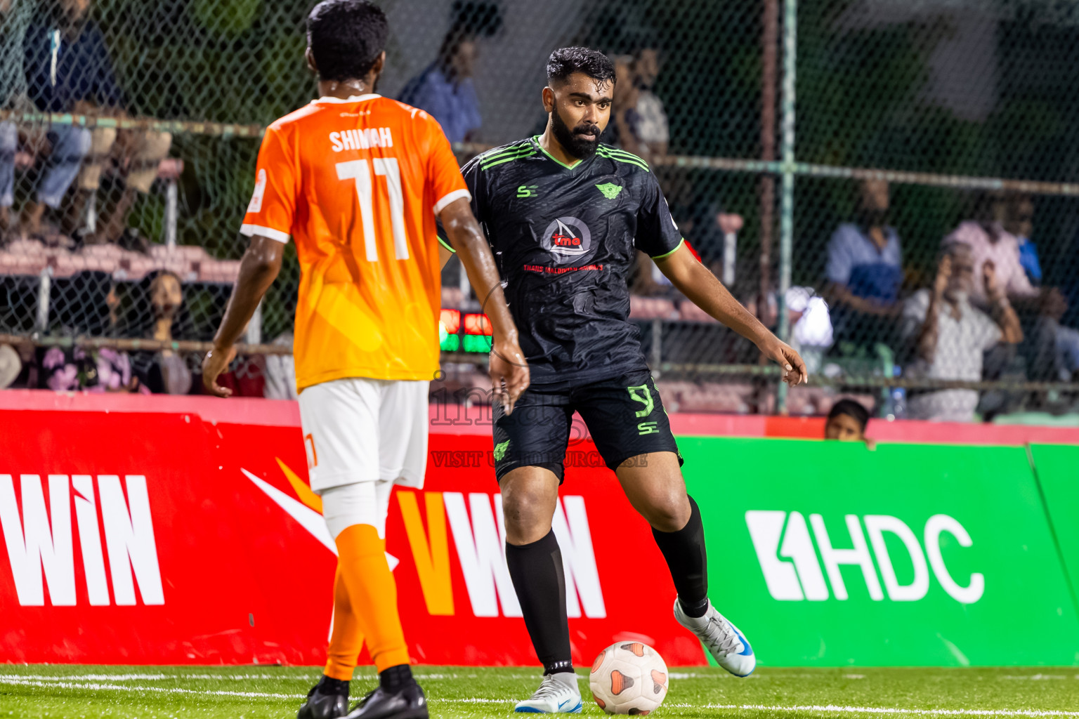 Dhiraagu vs AVSEC in Day 6 of Club Maldives Cup 2025 was held in Rehendhi Futsal Ground, Hulhumale', Maldives on Saturday, 4th October 2025. Photos: Nausham Waheed / images.mv