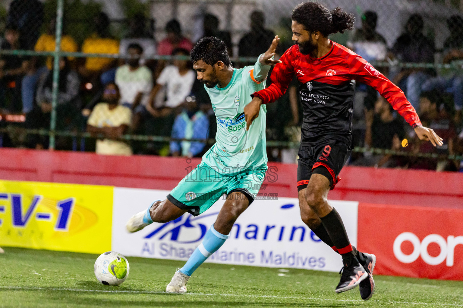 AA. Bodufolhudhoo  VS  AA. Thoddoo  in Day 11 of Golden Futsal Challenge 2024 was held on Thursday, 25th January 2024, in Hulhumale', Maldives
Photos: Nausham Waheed / images.mv