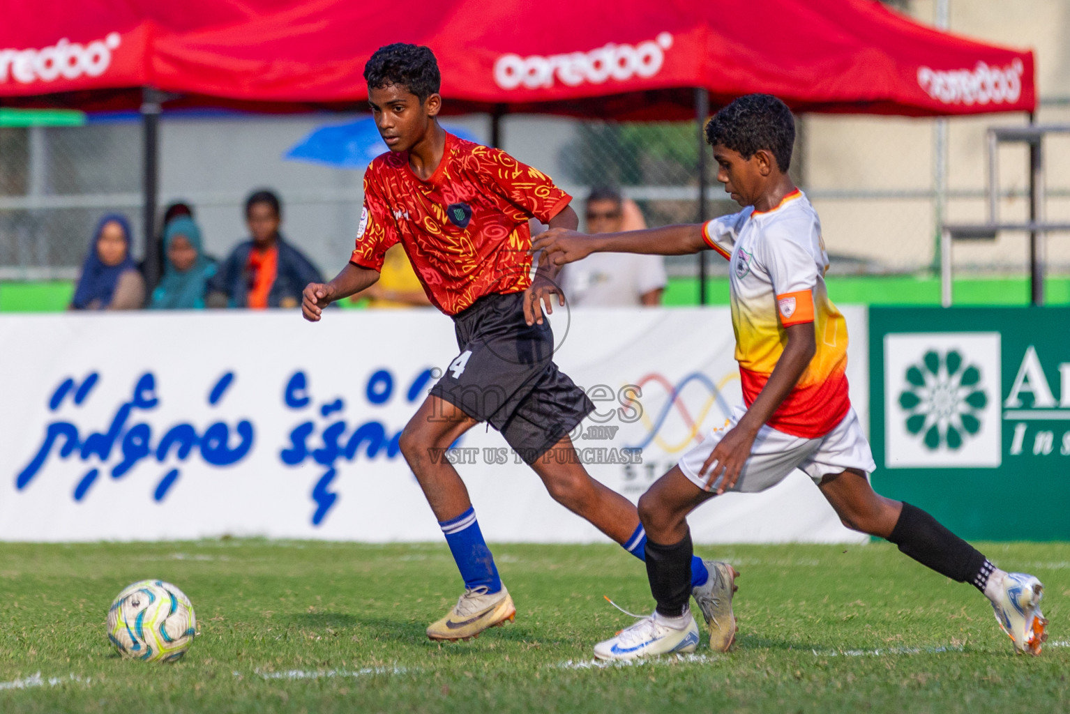 Club Eagles vs Super United Sports (U12) in Day 4 of Dhivehi Youth League 2024 held at Henveiru Stadium on Thursday, 28th November 2024. Photos: Shuu Abdul Sattar/ Images.mv