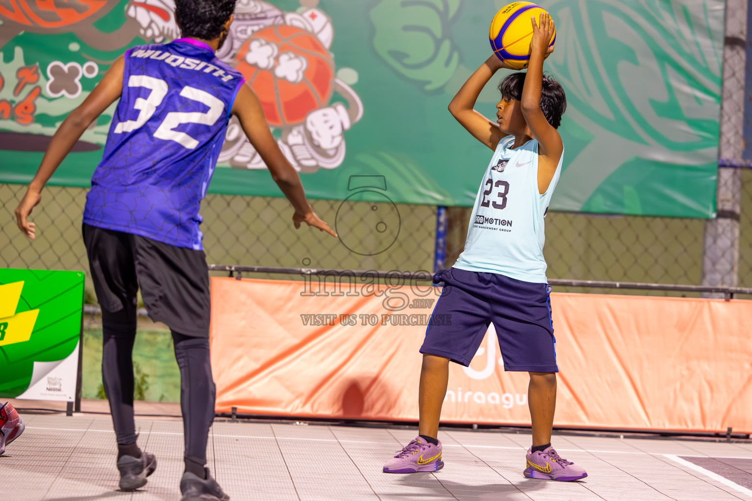 Day 3 of MILO Ramadan 3x3 Challenge 2024 was held in Ekuveni Outdoor Basketball Court at Male', Maldives on Thursday, 14th March 2024.
Photos: Ismail Thoriq / images.mv