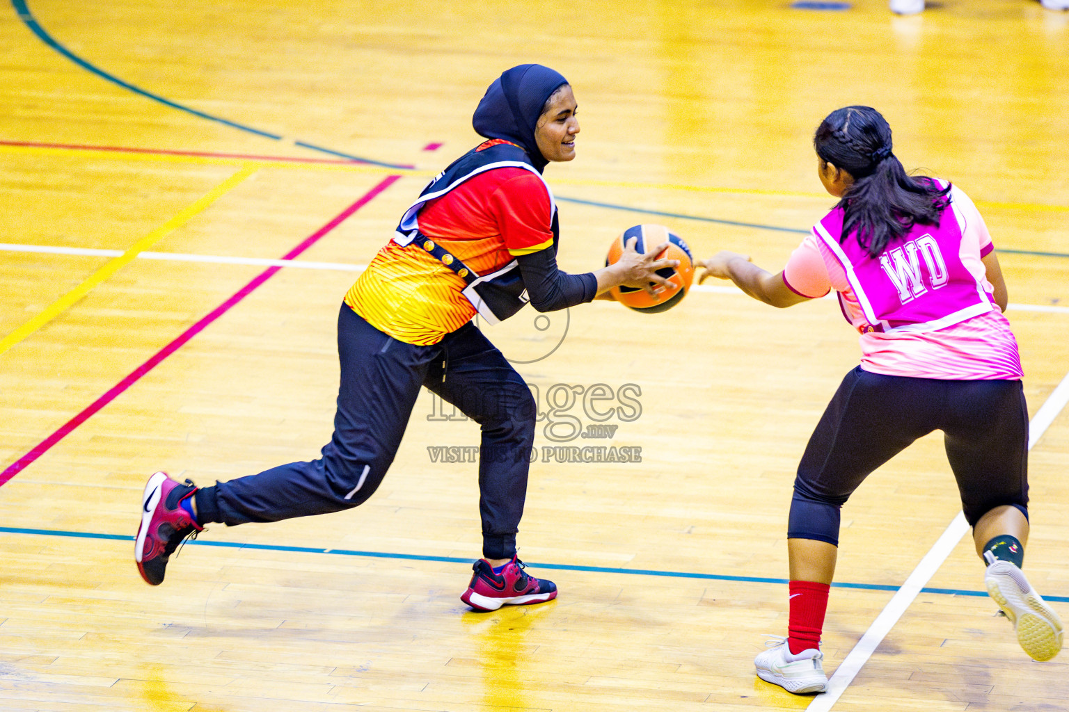 Sports Club Skylark vs Youth United Sports Club in Final of 21st National Netball Tournament was held in Social Canter at Male', Maldives on Monday, 13th May 2024. Photos: Nausham Waheed / images.mv