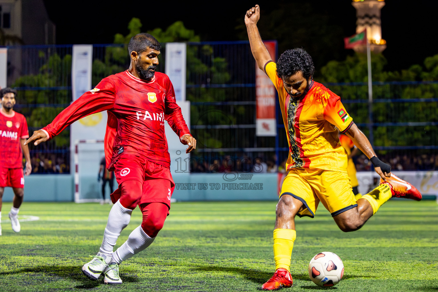 Eydhafushi vs Thulhaadhoo in Semi Finals of Better in Baa Futsal Fiesta 2025 Men's division held in B. Eydhafushi, Maldives on Saturday, 15th November 2025. Photos: Nausham Waheed / images.mv