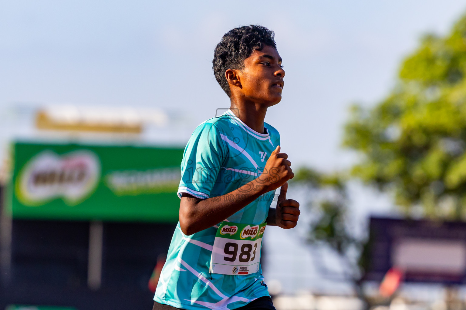 Day 3 of Inter-school Athletics Championship 2025 held in Ekuveni Synthetic Track, Male', Maldives on Wednesday, 08th October 2025. Photos by: Nausham Waheed / Images.mv