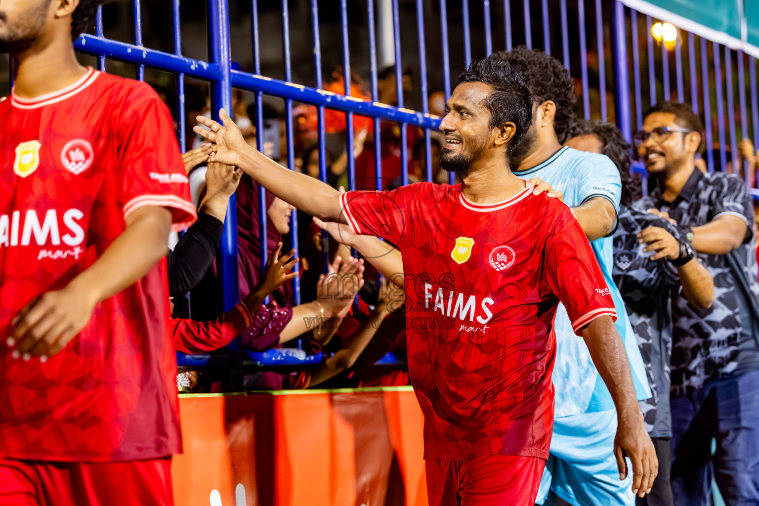 Eydhafushi vs Hithaadhoo in the finals of Better in Baa Futsal Fiesta 2025 Men's division held in B. Eydhafushi, Maldives on Monday, 17th November 2025. Photos: Nausham Waheed / images.mv