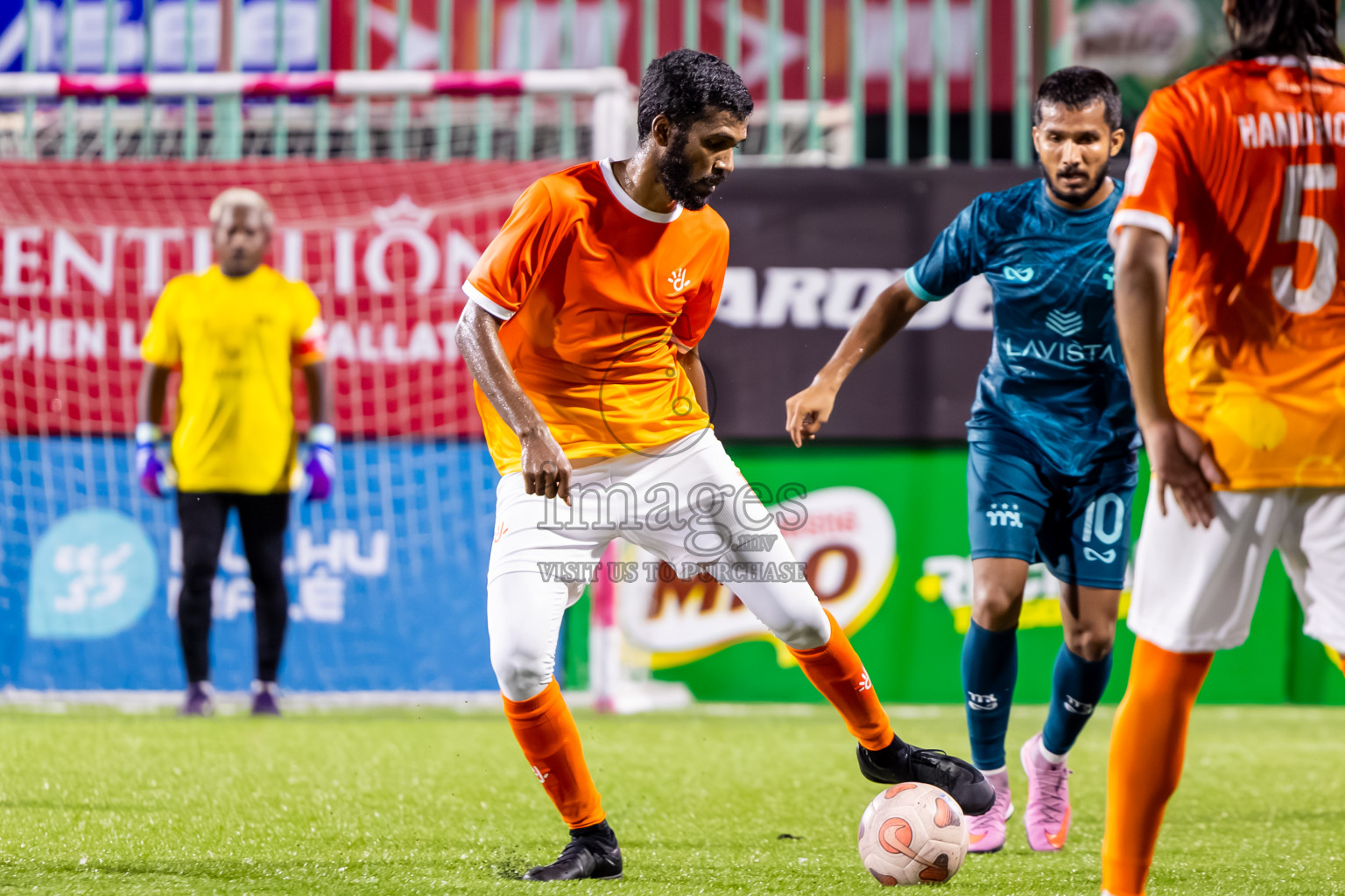 MPL vs Dhiraagu in Day 3 of Club Maldives Cup 2025 was held in Rehendi Futsal Ground, Hulhumale', Maldives on Tuesday, 30th September 2025. Photos: Nausham Waheed / images.mv