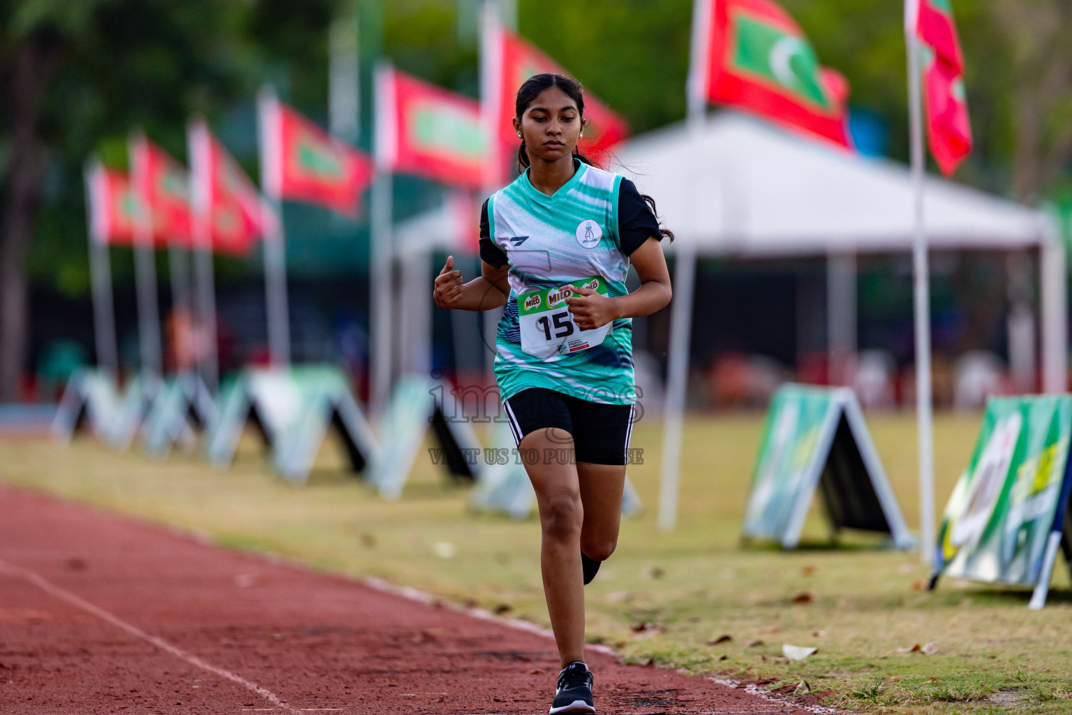 Day 4 of Inter-school Athletics Championship 2025 held in Ekuveni Synthetic Track, Male', Maldives on Thursday, 09th October 2025. Photos by: Nausham Waheed / Images.mv