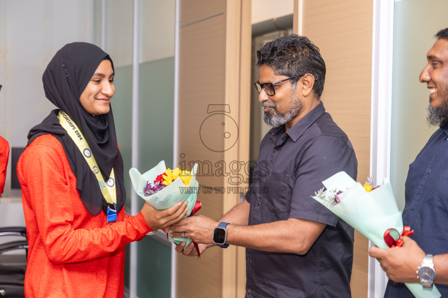 Arrival of Junior athletics team after 4th South Asian Junior Athletics Championship. Both Junior Men and Women's team won Bronze from 4x100m Relay event. 
Photos: Ismail Thoriq / images.mv