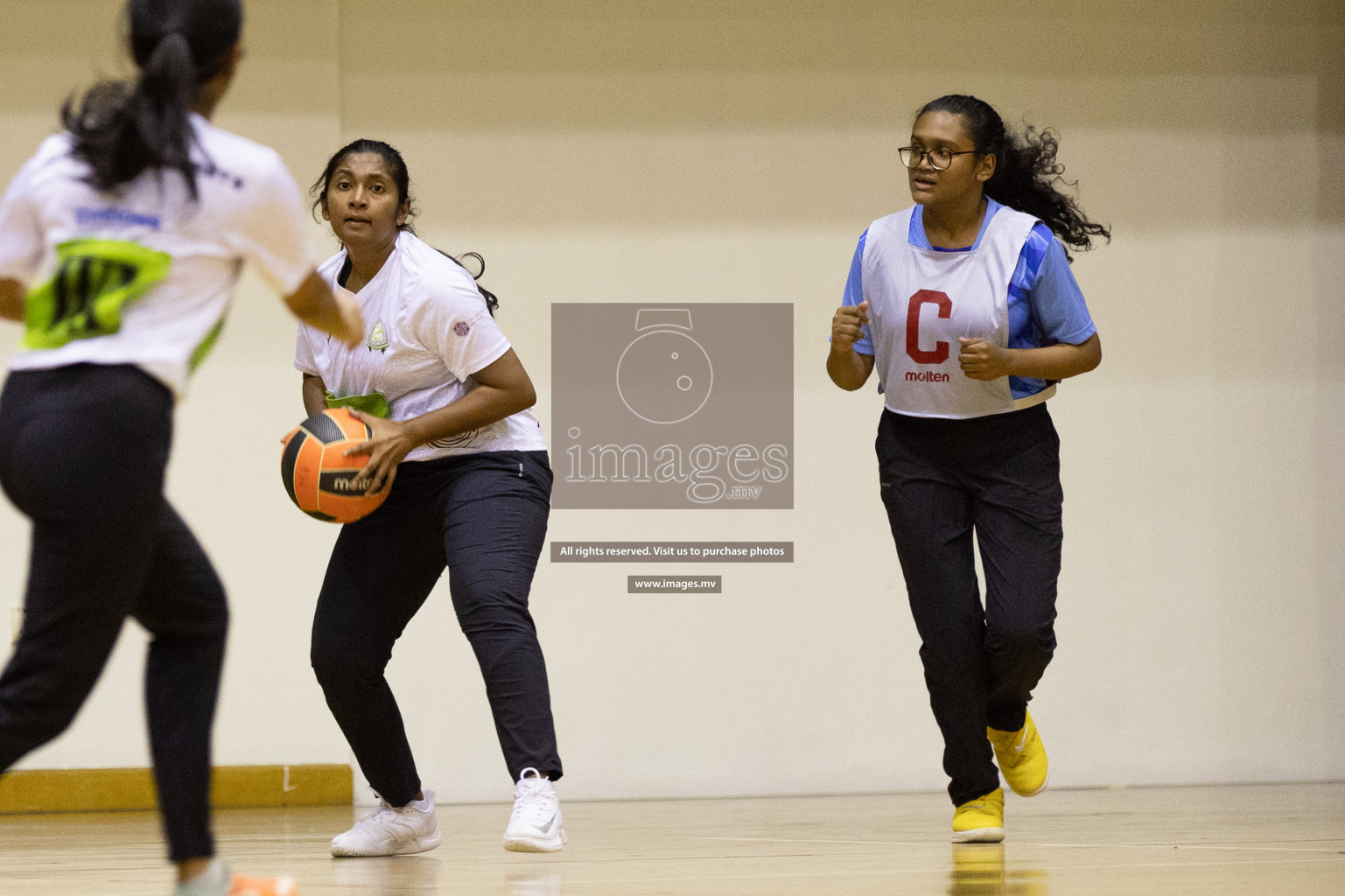 Club Green Streets vs Mahibadhoo in the Milo National Netball Tournament 2022 on 20 July 2022, held in Social Center, Male', Maldives. Photographer: Shuu / Images.mv