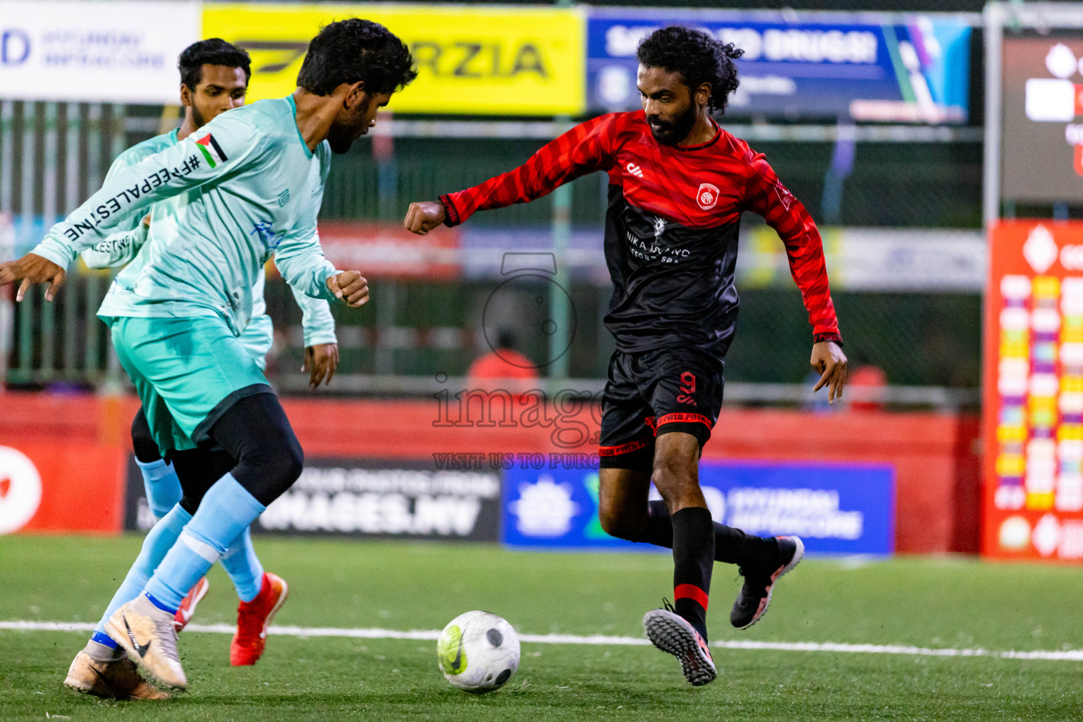 AA. Bodufolhudhoo  VS  AA. Thoddoo  in Day 11 of Golden Futsal Challenge 2024 was held on Thursday, 25th January 2024, in Hulhumale', Maldives
Photos: Nausham Waheed / images.mv