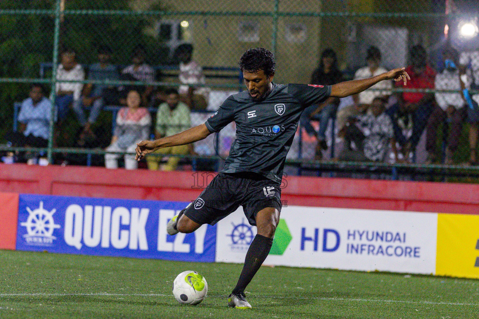 Machchangoalhi vs Maafannu on Day 34 of Golden Futsal Challenge 2024 was held on Monday, 19th February 2024, in Hulhumale', Maldives
Photos: Ismail Thoriq / images.mv