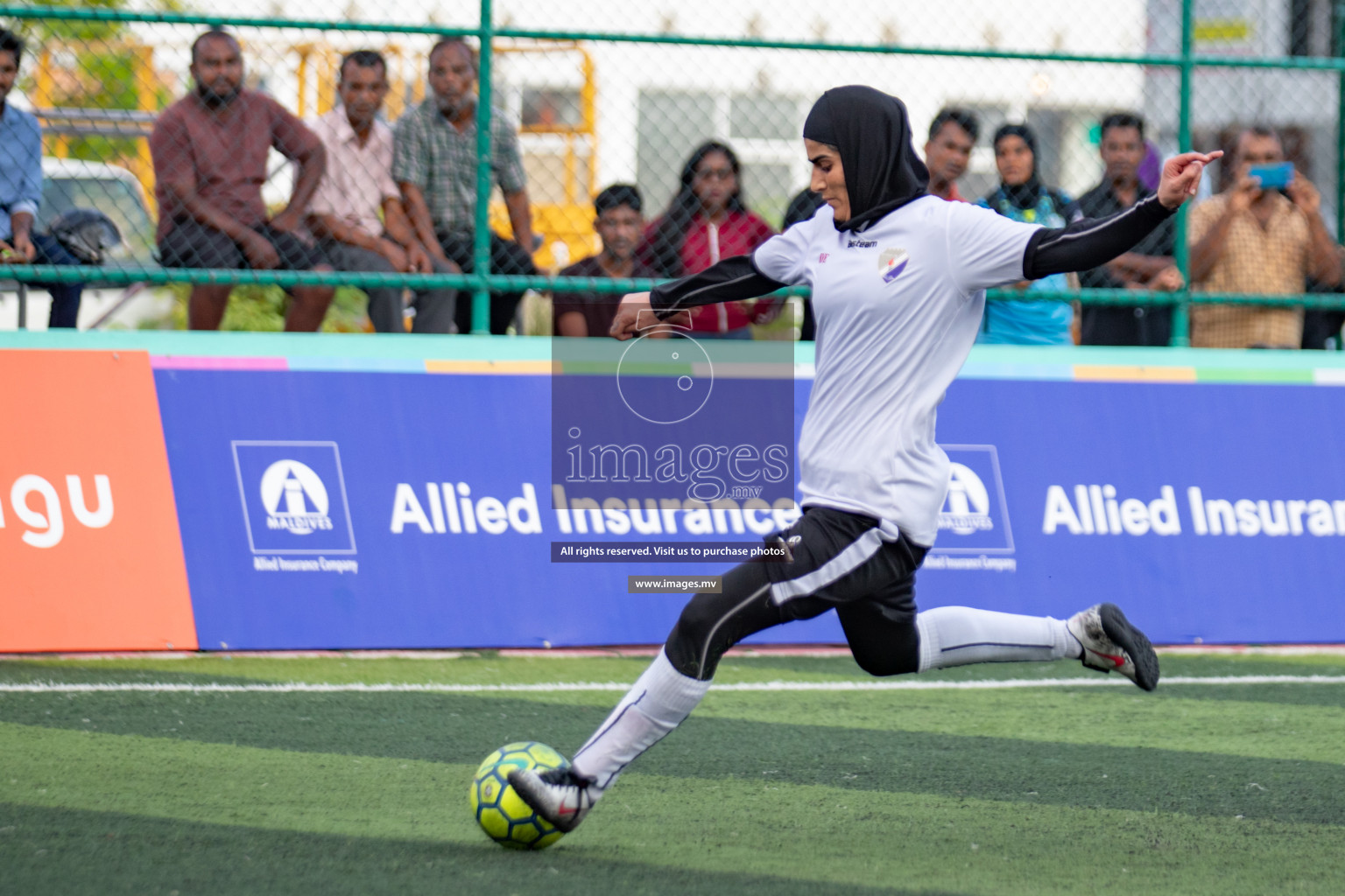 Maldives Ports Limited vs Dhivehi Sifainge Club in the semi finals of 18/30 Women's Futsal Fiesta 2019 on 27th April 2019, held in Hulhumale Photos: Hassan Simah / images.mv