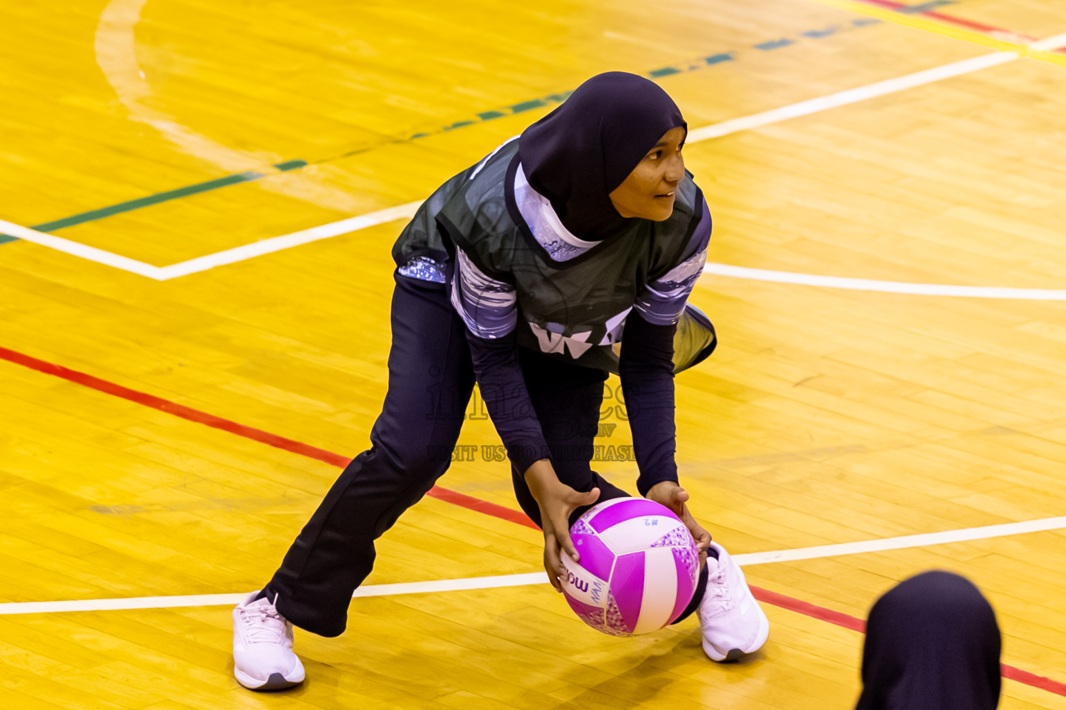 SC Skylark vs SC Shining Star in Day 7 of 24th Milo Netball Association Championship was held in Social Center at Male', Maldives on Sunday, 7th September 2025. Photos: Nausham Waheed / images.mv