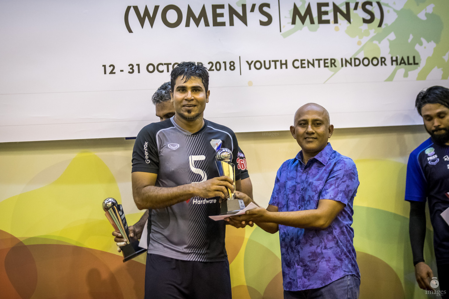 Dhivehi Sifainge Club vs Police Club in Volleyball Association Cup 2018 Final in Male, Maldives, Tuesday, October 23, 2018. (Photo: Ismail Thoriq/images.mv)