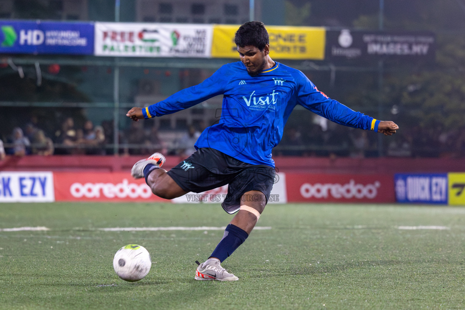 K. Maafushi vs K. Kaashidhoo in Day 28 of Golden Futsal Challenge 2024 was held on Sunday , 11th February 2024 in Hulhumale', Maldives Photos: Mohamed Mahfooz Moosa / images.mv