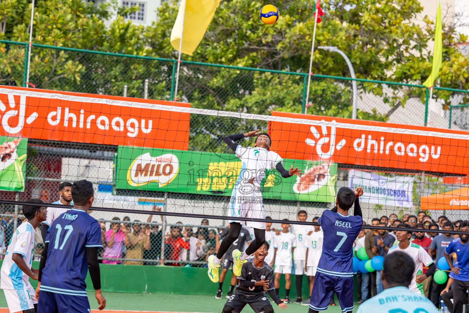 Day 11 of Interschool Volleyball Tournament 2024 was held in Ekuveni Volleyball Court at Male', Maldives on Monday, 2nd December 2024.
Photos: Ismail Thoriq / images.mv