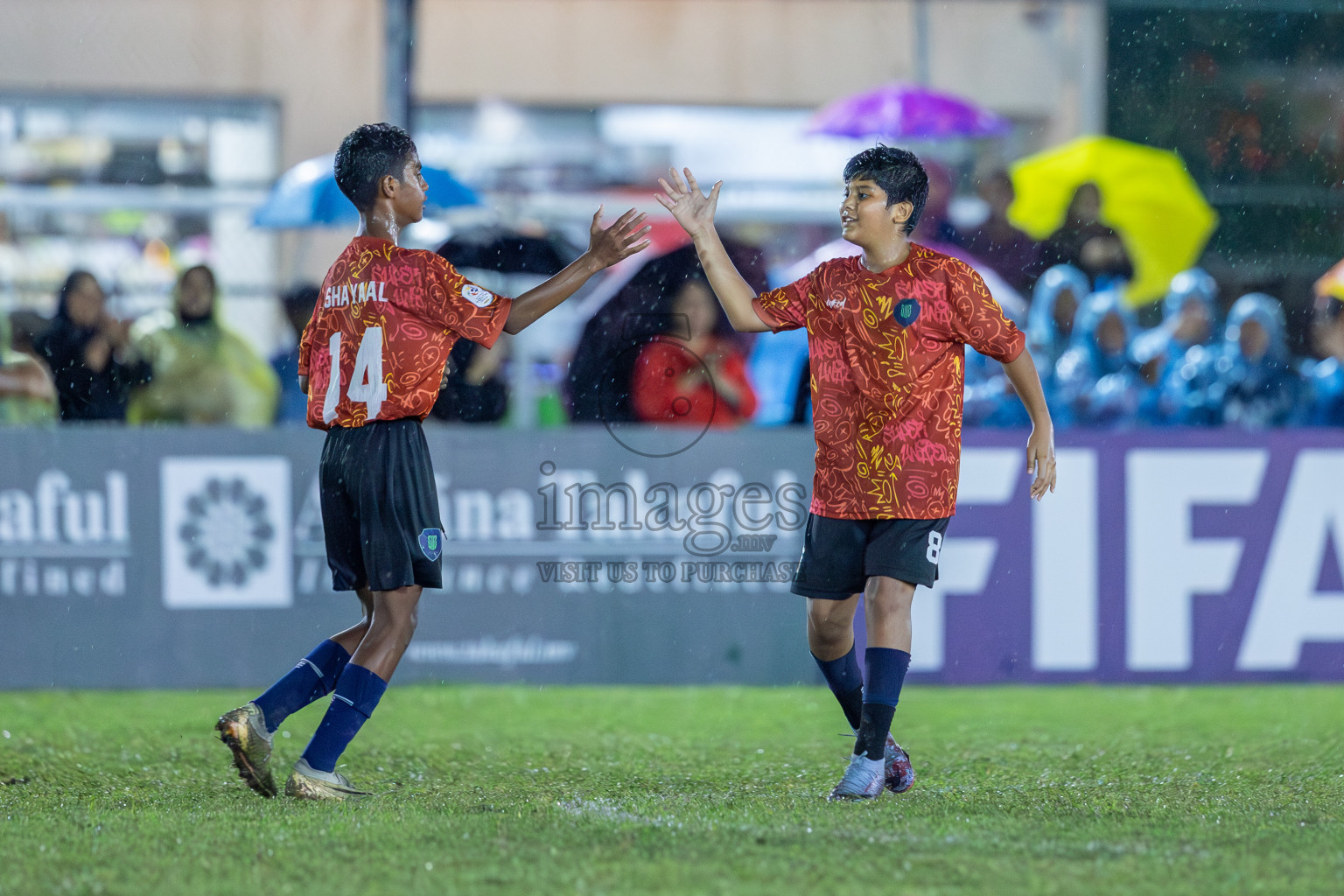 SUS vs Huriyya (U12) in Dhivehi Youth League 2024 - Day 2. Matches held at Henveiru Stadium on 22nd November 2024 , Friday. Photos: Shuu Abdul Sattar/ Images.mv