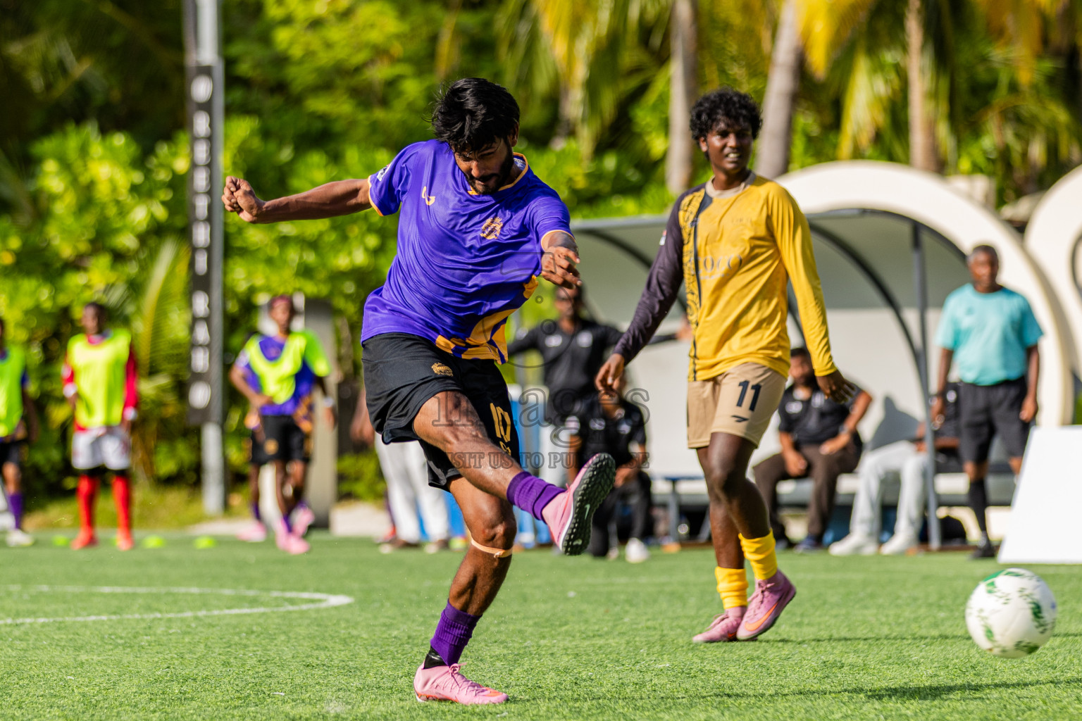 Centara Grand vs Coco Body Hithi in Resort League 2025 (North Male Zone) day 6 was held on Monday, 8th September 2025 in One And Only Reethi Rah Maldives Resort, Photos: Areef Adam / images.mv