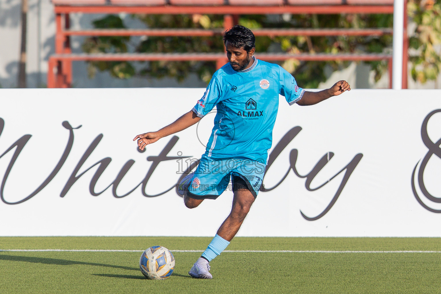 Irumathi FC VS Middle East in Day 5 of Eydhafushi Cup 2025 held in Eydhafushi Football Stadium at B. Eydhafushi, Maldives on Tuesday, 9th September 2025. Photos: Arif Rasheed / images.mv