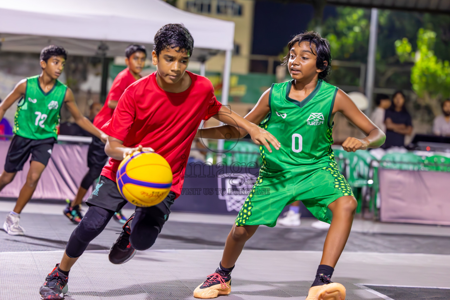 Day 3 of MILO Ramadan 3x3 Challenge 2024 was held in Ekuveni Outdoor Basketball Court at Male', Maldives on Thursday, 14th March 2024.
Photos: Ismail Thoriq / images.mv