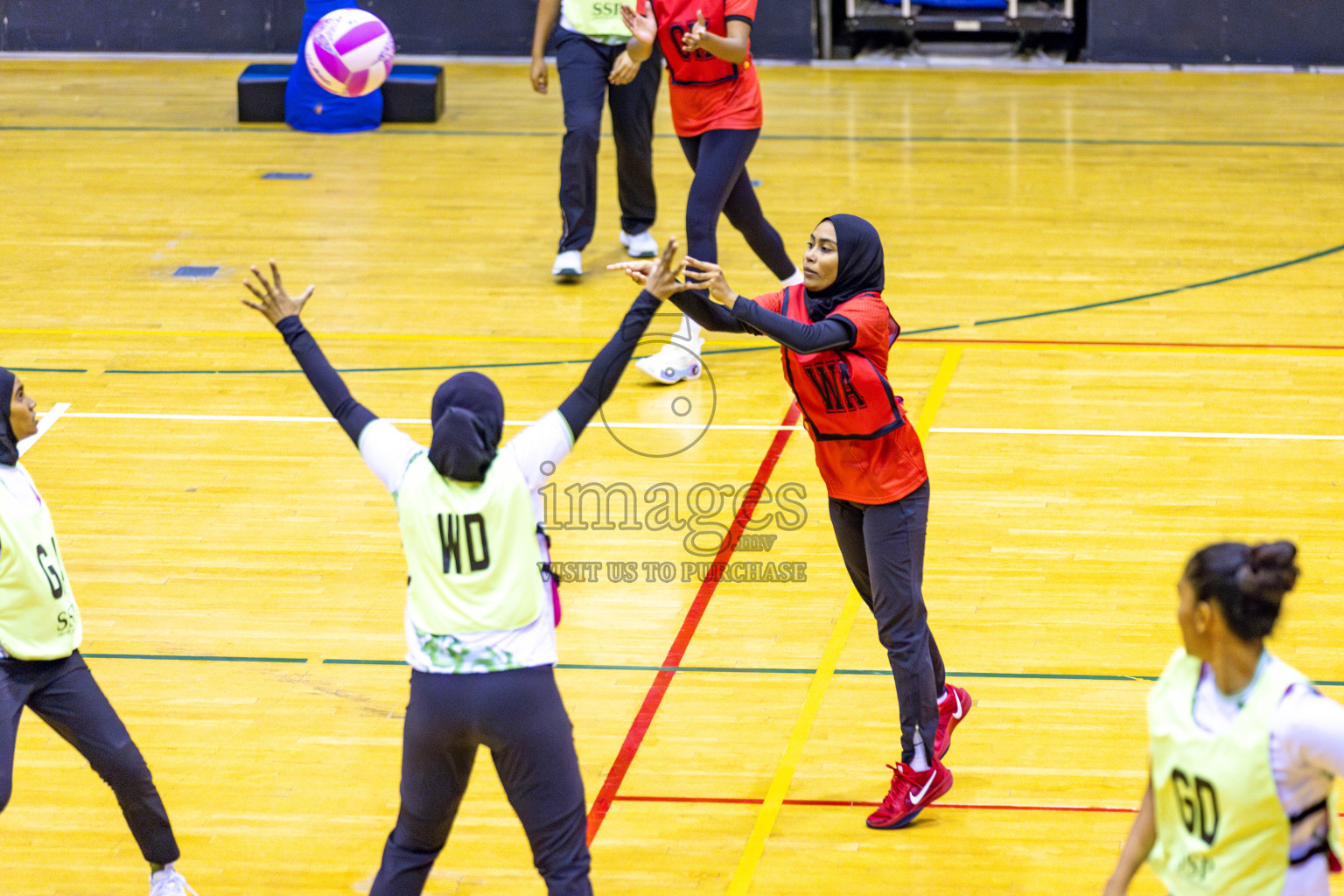 Club Matrix vs Club Green Streets in Division 1 of National Netball Tournament 2025 held in Ekuveni Netball Court at Male', Maldives on Saturday, 24th May 2025. Photos: Hassan Simah / images.mv