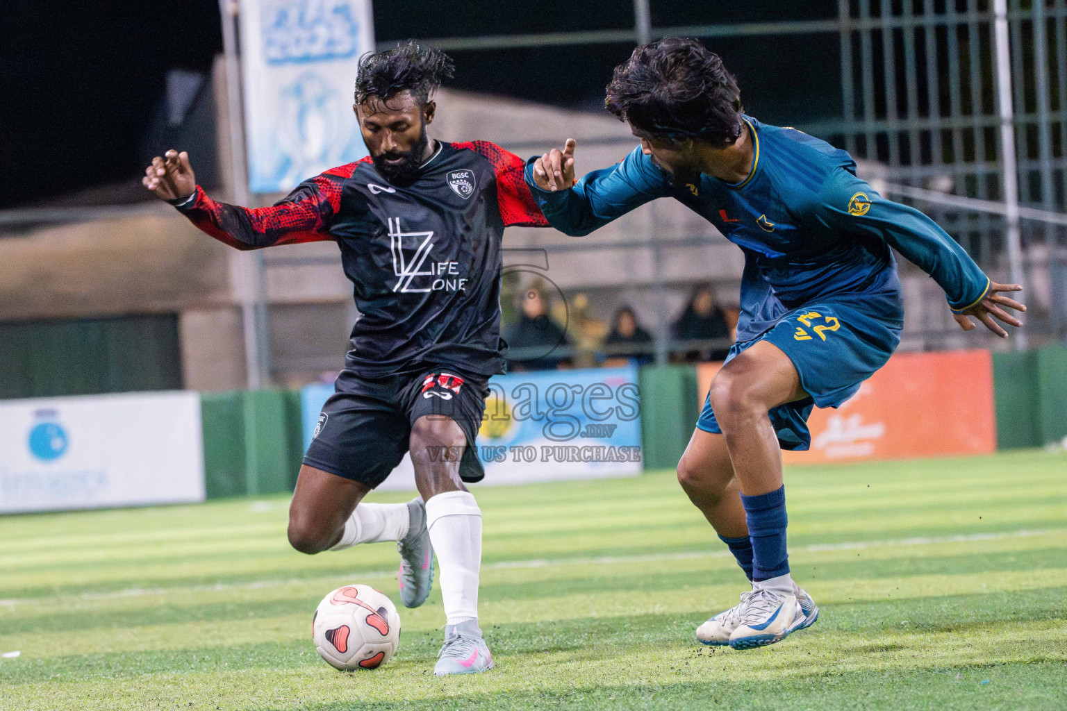 G Star SC VS BGSC in Day 1 - Fonadhoo Youth Futsal Challenge 2025 was held in Fonadhoo Futsal Stadium, L. Fonadhoo, Maldives on Sunday, 26th October 2025 Photos: Arif Rasheed / images.mv