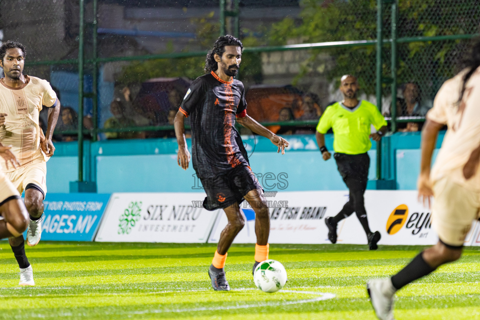 The Dee Ess Kay vs Dee Cee Jay Sc in Day 3 of Laamehi Dhiggaru Ekuveri Futsal Challenge 2025 was held on Saturday, 26th July 2025, at Dhiggaru Futsal Ground, Dhiggaru, Maldives Photos: Areef Adam / images.mv