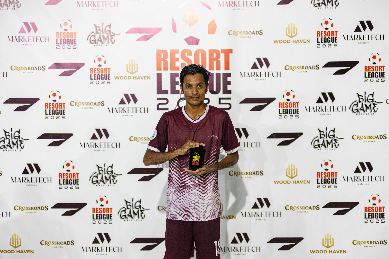 Sun Siyam Olhuveli vs Velassaru in Resort League 2025 (South Male Zone) day 11 was held on Thursday, 9th October 2025 in Crossroads's Maldives, Photos: Areef Adam / images.mv