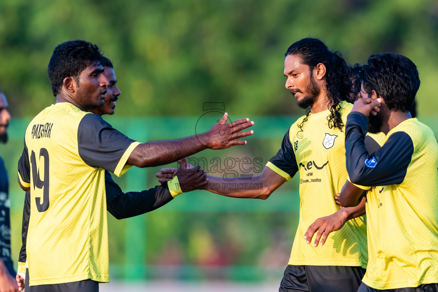 Kanmathi Juniors vs JT Sports from Manadhoo Council Cup 2024 in N Manadhoo Maldives on Wednesday, 21st February 2023. Photos: Nausham Waheed / images.mv