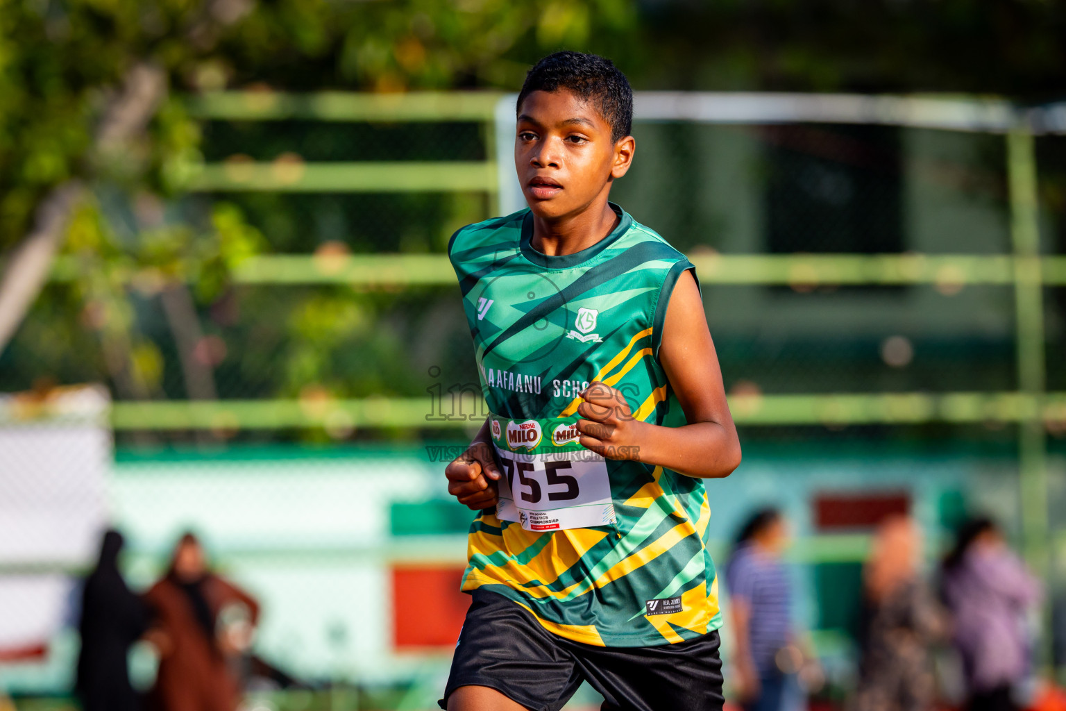Day 3 of Inter-school Athletics Championship 2025 held in Ekuveni Synthetic Track, Male', Maldives on Wednesday, 08th October 2025. Photos by: Nausham Waheed / Images.mv