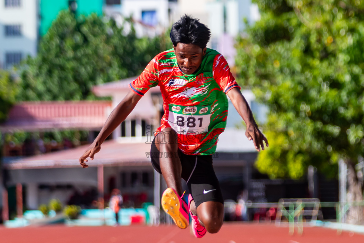 Day 2 of Inter-school Athletics Championship 2025 held in Ekuveni Synthetic Track, Male', Maldives on Tuesday, 07th October 2025. Photos by: Riza / Images.mv