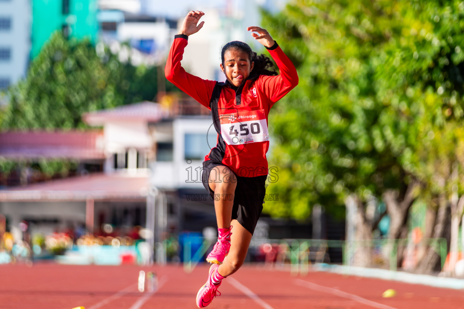 Day 2 of Inter-school Athletics Championship 2025 held in Ekuveni Synthetic Track, Male', Maldives on Tuesday, 07th October 2025. Photos by: Riza / Images.mv