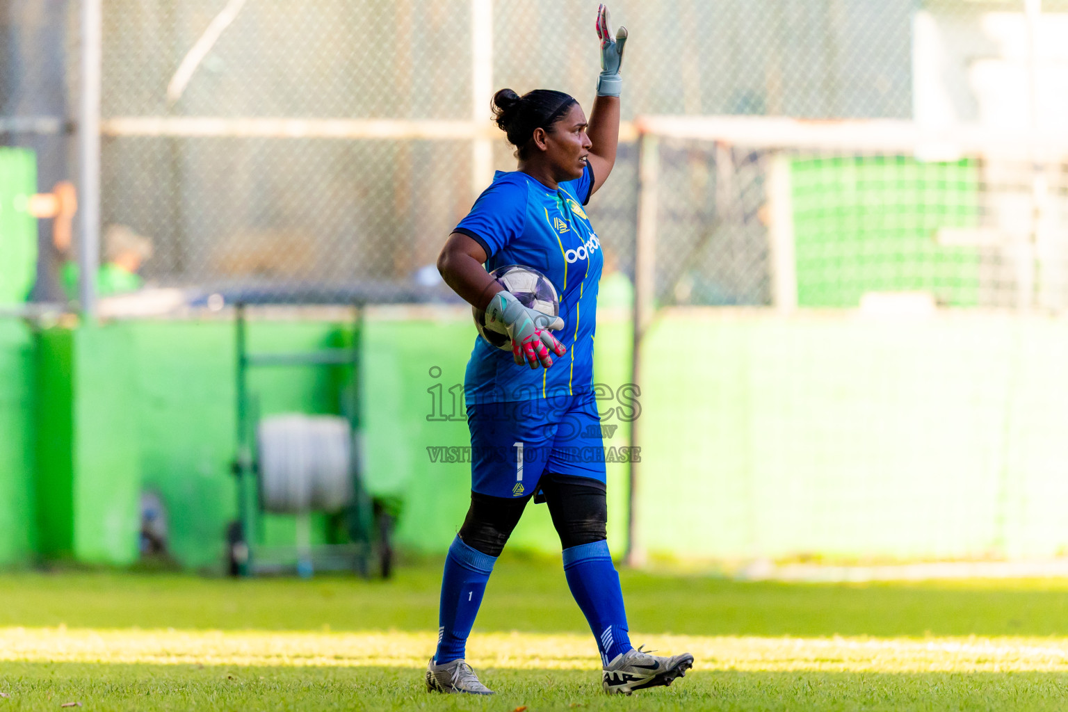 Biss Buru Sports Club vs Maziya Sports  in FAM Women’s League 2025 held in Henveiru Football ground, Male', Maldives on Wednesday, 3rd December 2025. Photos: Nausham Waheed / Images.mv