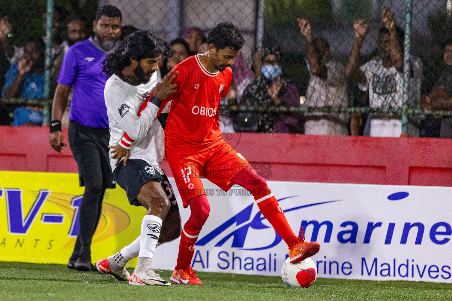 R Fainu vs R Inguraidhoo in Golden Futsal Challenge 2024 was held on Tuesday, 16th January 2024, in Hulhumale', Maldives
Photos: Ismail Thoriq / images.mv