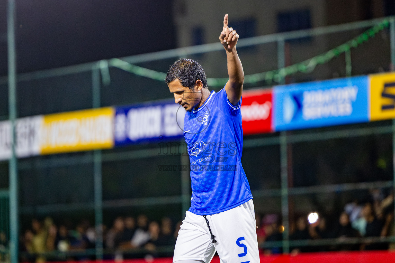 ADh Mahibadhoo vs ADh Omadhoo in Day 15 of Golden Futsal Challenge 2025 was held on Sunday, 19th January 2025, in Hulhumale', Maldives. Photos: Nausham Waheed / images.mv
