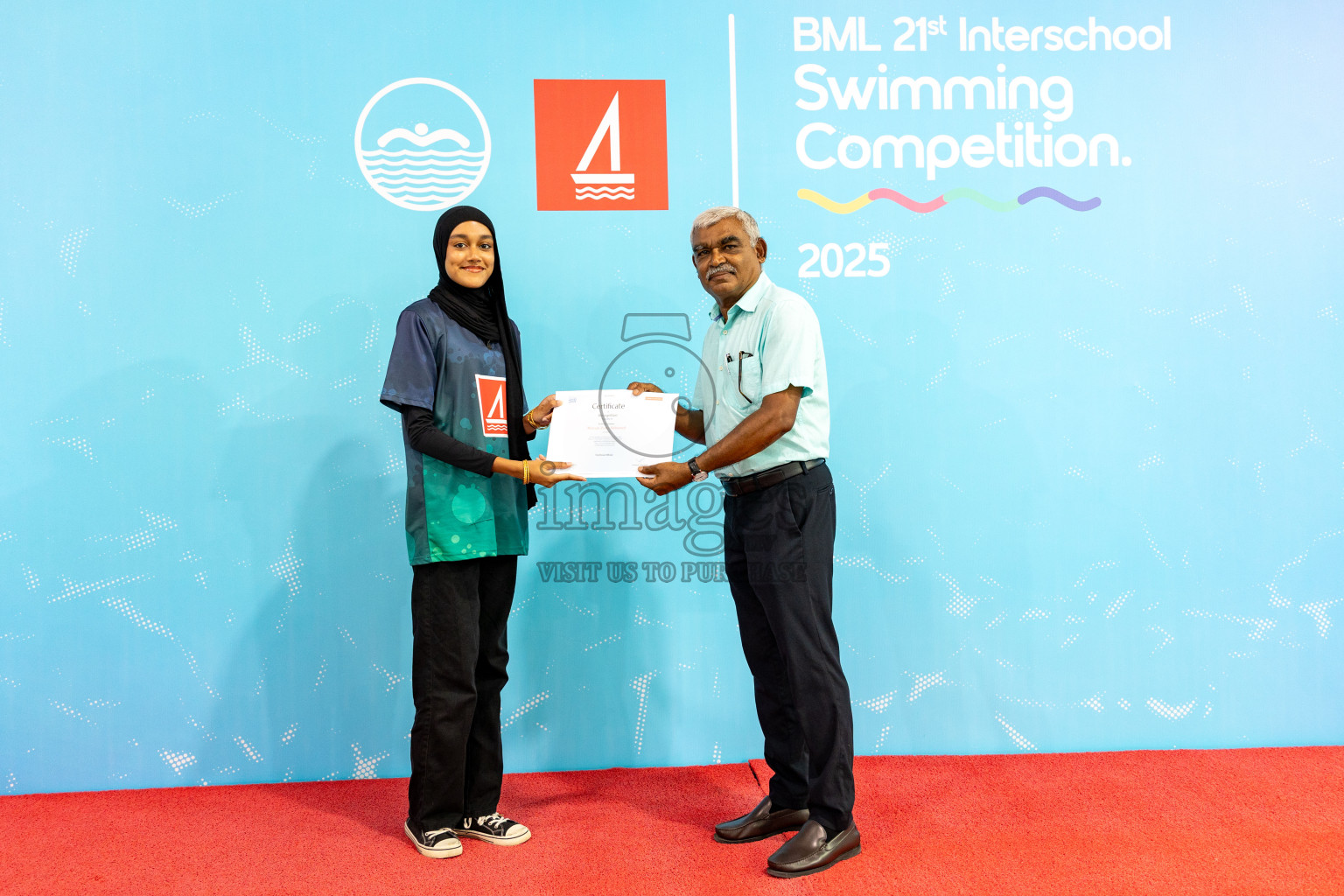 Closing Ceremony of BML 21st Interschool Swimming Competition 2025 .was held in Hulhumale' Swimming Pool, Hulhumale', Maldives on Saturday, 18th October 2025. 
Photos: Hassan Simah / images.mv
