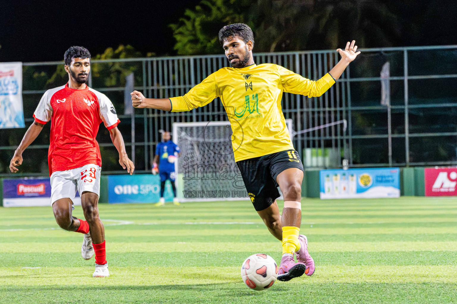 Kanmathi SC VS BEST in Day 4 - Fonadhoo Youth Futsal Challenge 2025 held in Fonadhoo Futsal Stadium, L. Fonadhoo, Maldives on Wednesday, 29th October 2025 Photos: Arif Rasheed / images.mv