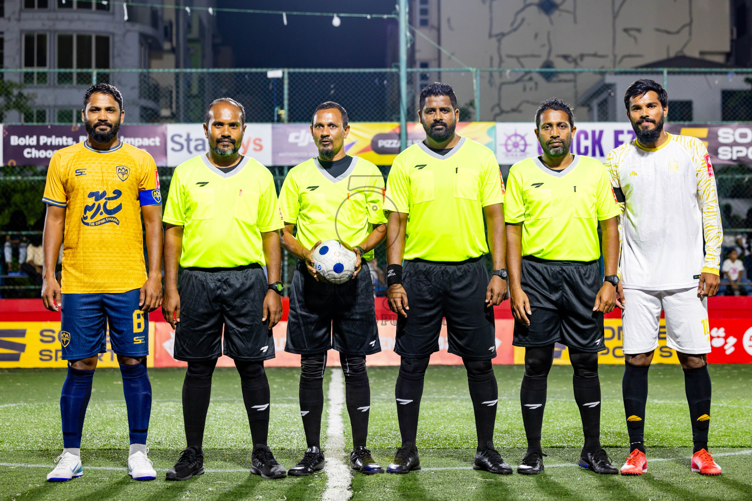 Mahchangoalhi vs Maafannu in zone round on Day 31 of Golden Futsal Challenge 2025 was held on Tuesday , 4th February 2025, in Hulhumale', Maldives. Photos: Nausham Waheed / images.mv