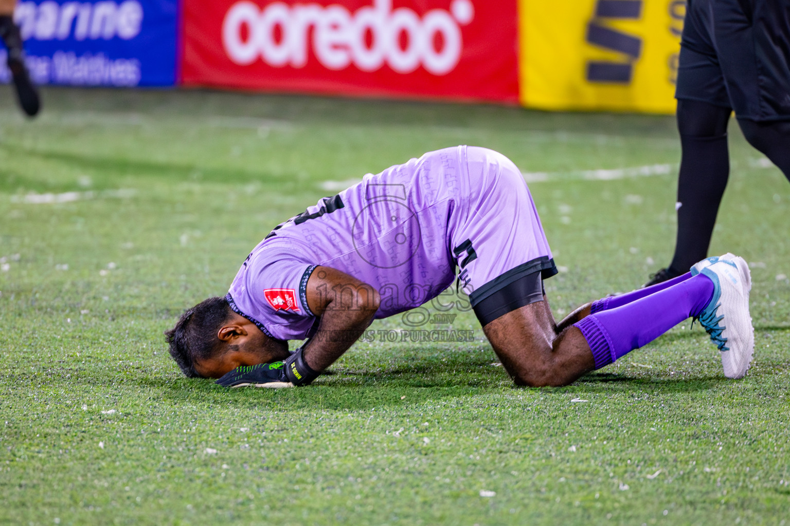 R Dhuvaafaru vs R Alifushi on Day 37 of Golden Futsal Challenge 2024 was held on Thursday, 22nd February 2024, in Hulhumale', Maldives
Photos: Mohamed Mahfooz Moosa/ images.mv