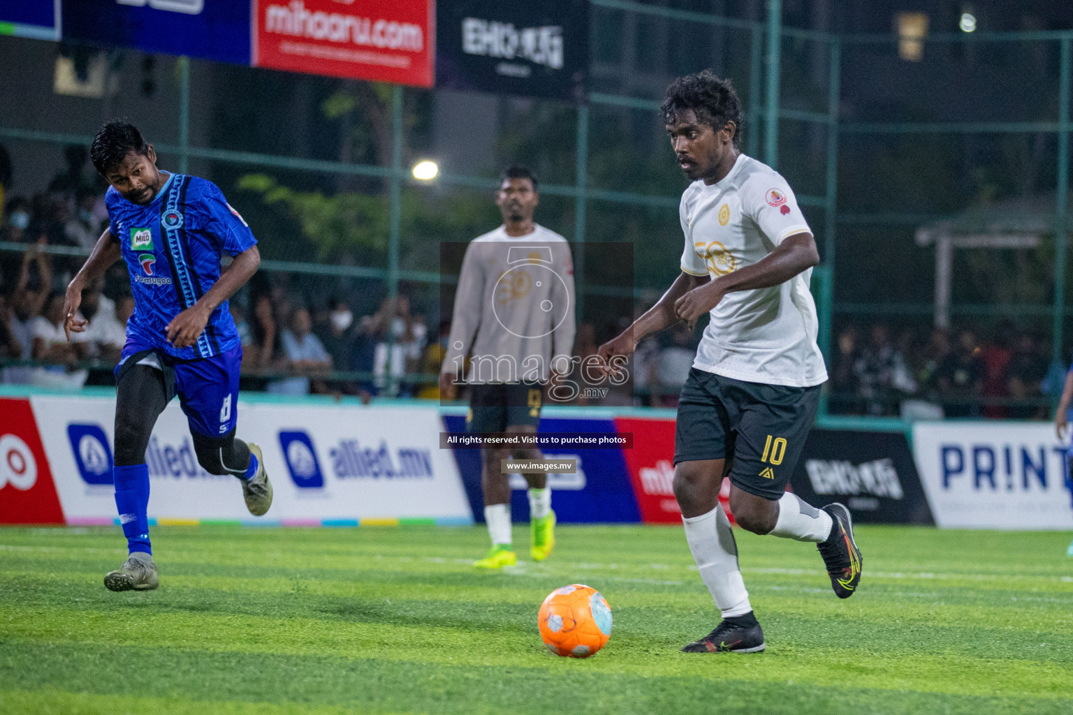 Club Maldives 2021 Round of 16 (Day 1) held at Hulhumale;, on 8th December 2021 Photos: Ismail Thoriq / images.mv