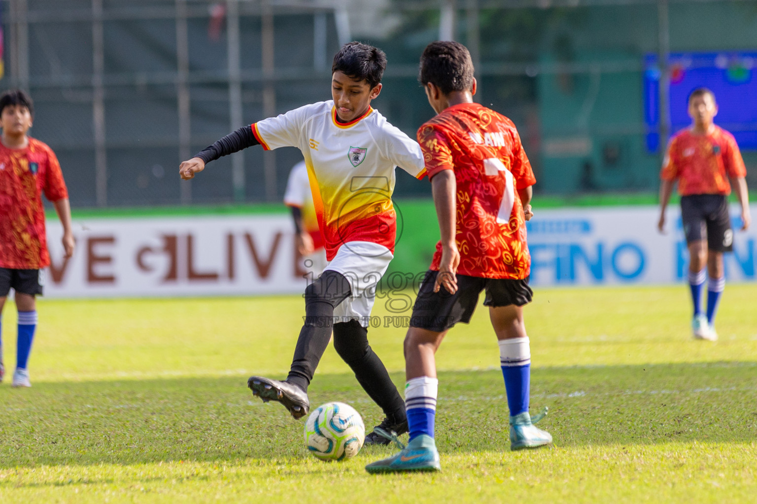 Club Eagles vs Super United Sports (U12) in Day 4 of Dhivehi Youth League 2024 held at Henveiru Stadium on Thursday, 28th November 2024. Photos: Shuu Abdul Sattar/ Images.mv