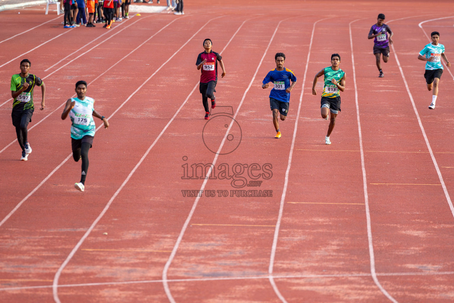 Day 1 of Inter-school Athletics Championship 2025 held in Ekuveni Synthetic Track, Male', Maldives on Monday, 06th October 2025. Photos by: Ismail Thoriq / Images.mv