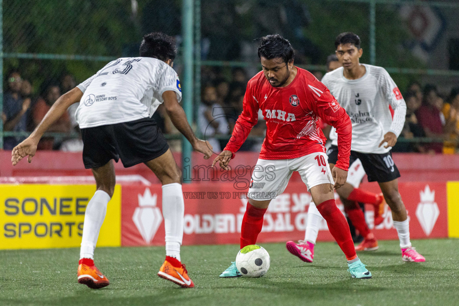 Sh Maroshi vs Sh Kanditheemu in Day 8 of Golden Futsal Challenge 2024 was held on Monday, 22nd January 2024, in Hulhumale', Maldives Photos: Nausham Waheed / images.mv