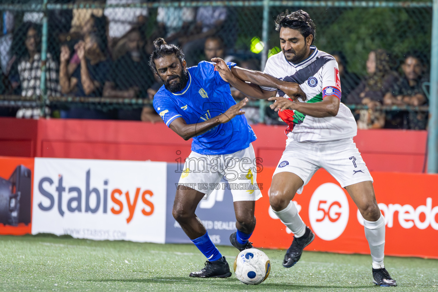 GA Dhevvadhoo vs GA Kolamaafushi in Day 8 of Golden Futsal Challenge 2025 was held on Sunday, 12th January 2025, in Hulhumale', Maldives
Photos: Ismail Thoriq / images.mv