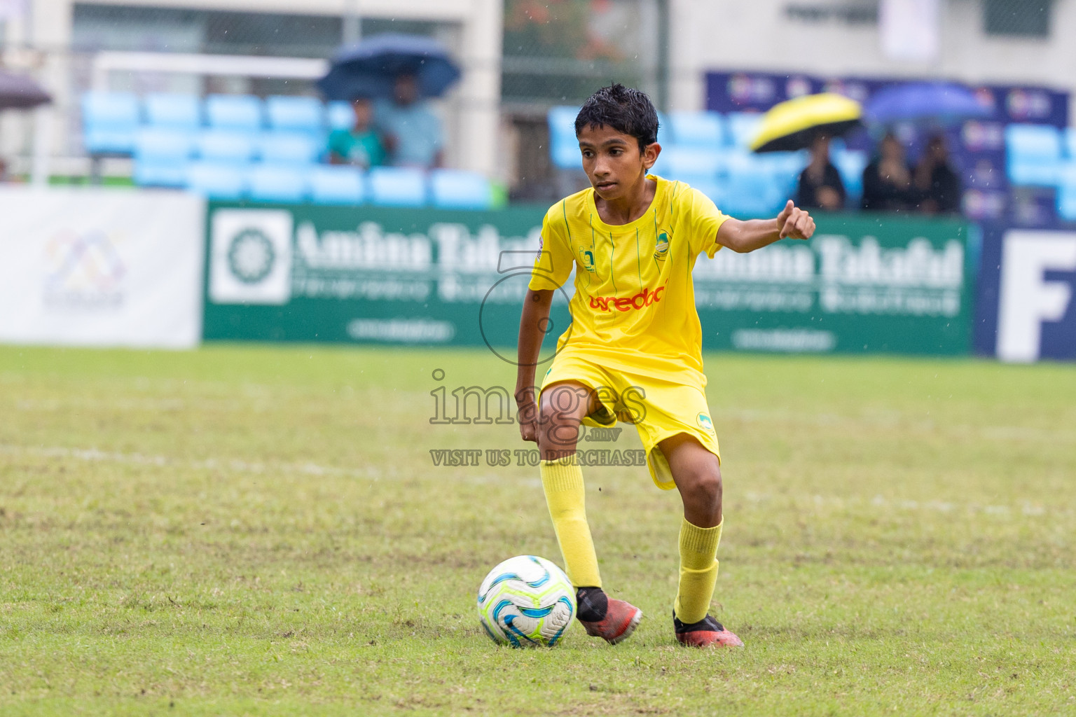 Maziya SRC vs Super United Sports (U12)  in day 6 of Dhivehi Youth League 2024 held at Henveiru Stadium on Saturday 30th November 2024. Photos: Ismail Thoriq / Images.mv