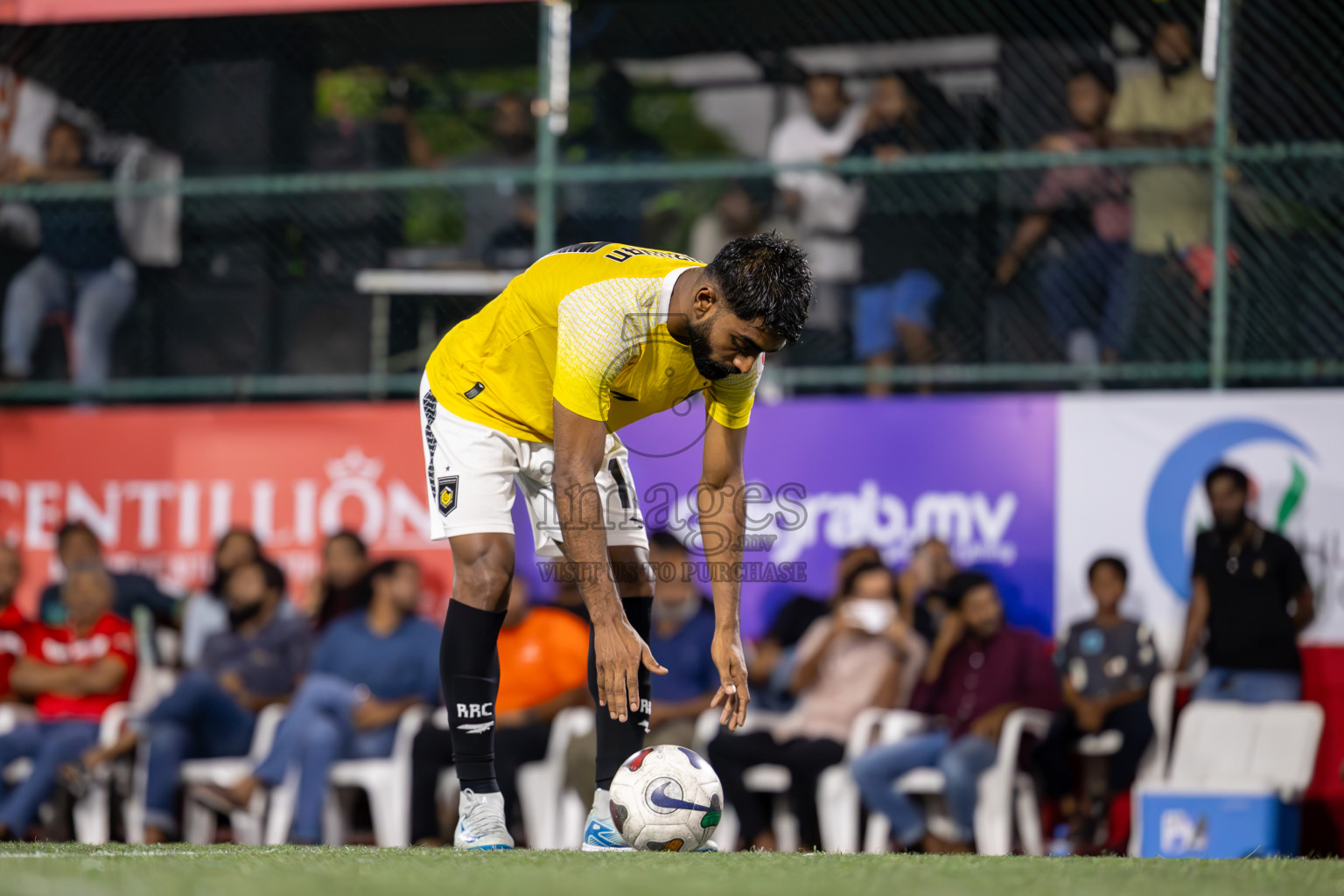 RRC vs MPL in Semi Finals of Club Maldives Cup 2024 held in Rehendi Futsal Ground, Hulhumale', Maldives on Monday, 14th October 2024. Photos: Ismail Thoriq / images.mv