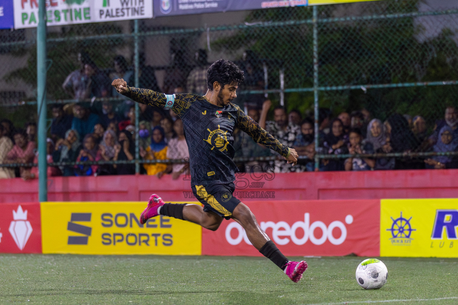 HA Muraidhoo vs HA Maarandhoo in Day 5 of Golden Futsal Challenge 2024 was held on Friday, 19th January 2024, in Hulhumale', Maldives Photos: Mohamed Mahfooz Moosa / images.mv