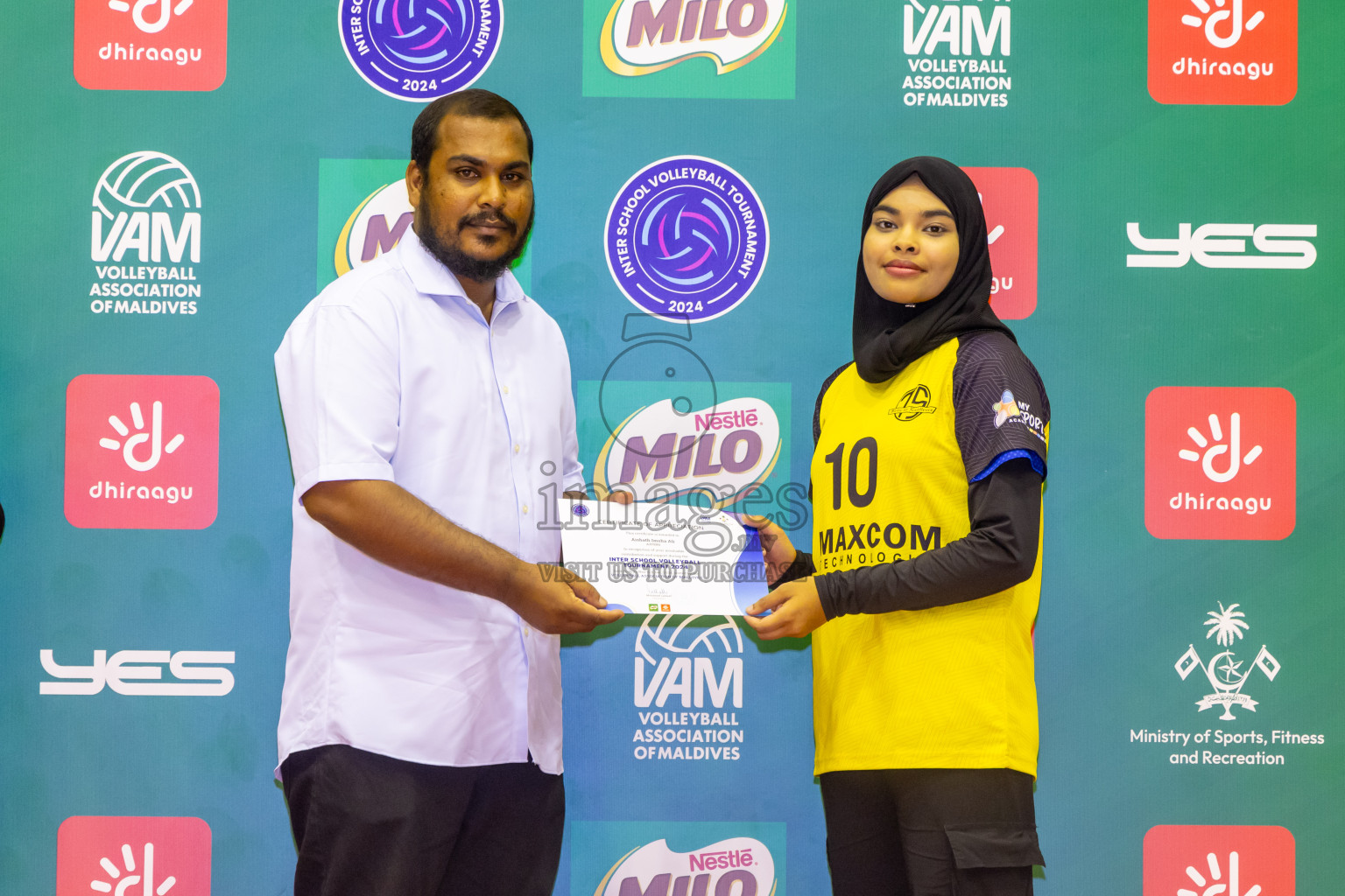 Finals of Interschool Volleyball Tournament 2024 was held in Social Center at Male', Maldives on Friday, 6th December 2024. Photos: Nausham Waheed / images.mv