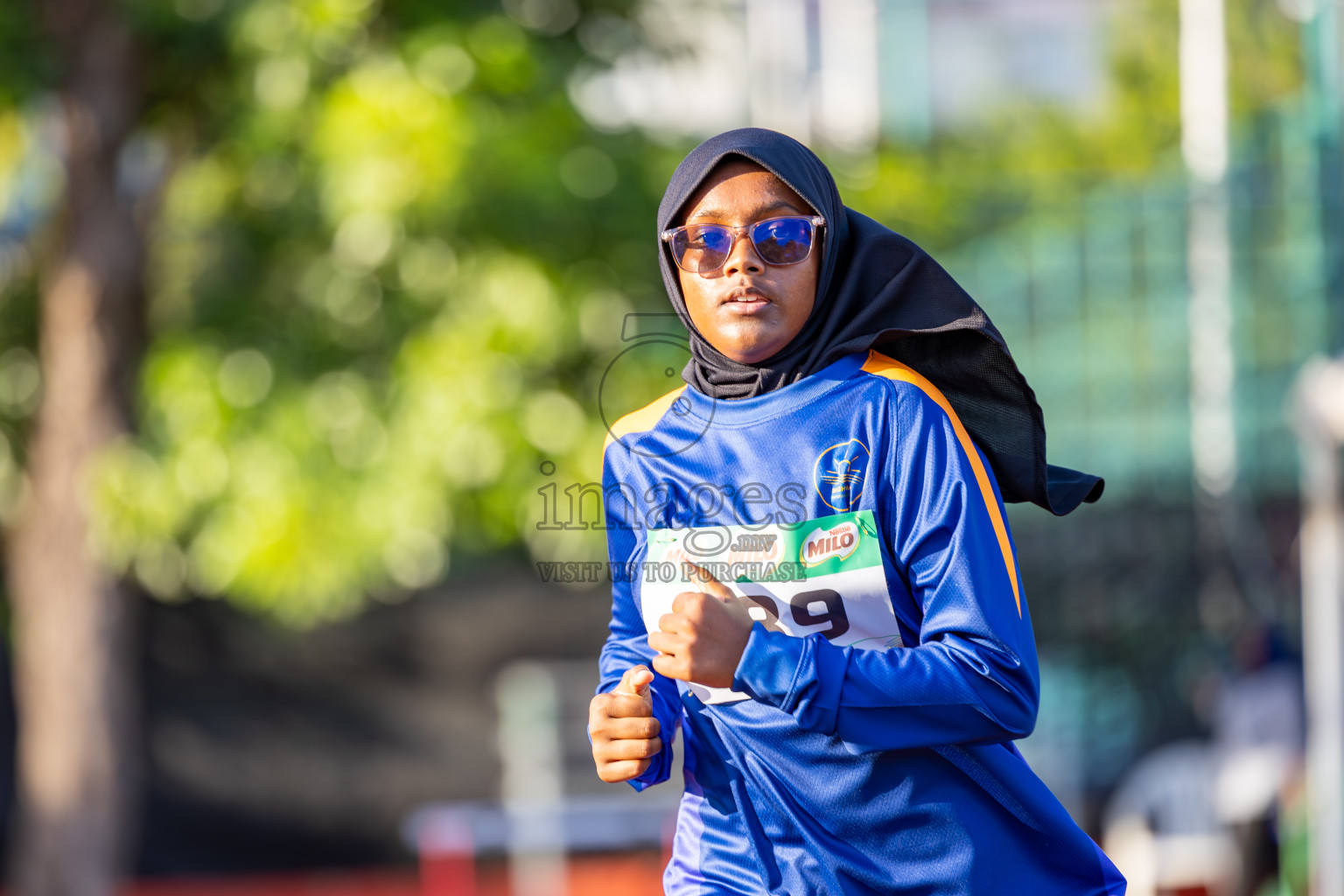 Day 1 of Inter-school Athletics Championship 2025 held in Ekuveni Synthetic Track, Male', Maldives on Monday, 06th October 2025. Photos by: Nausham Waheed, Areef, Ismail Thoriq / Images.mv