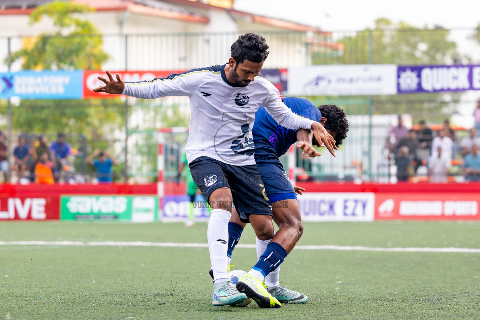 K Gulhi vs K Guraidhoo in Day 15 of Golden Futsal Challenge 2025 was held on Sunday, 19th January 2025, in Hulhumale', Maldives. Photos: Nausham Waheed / images.mv