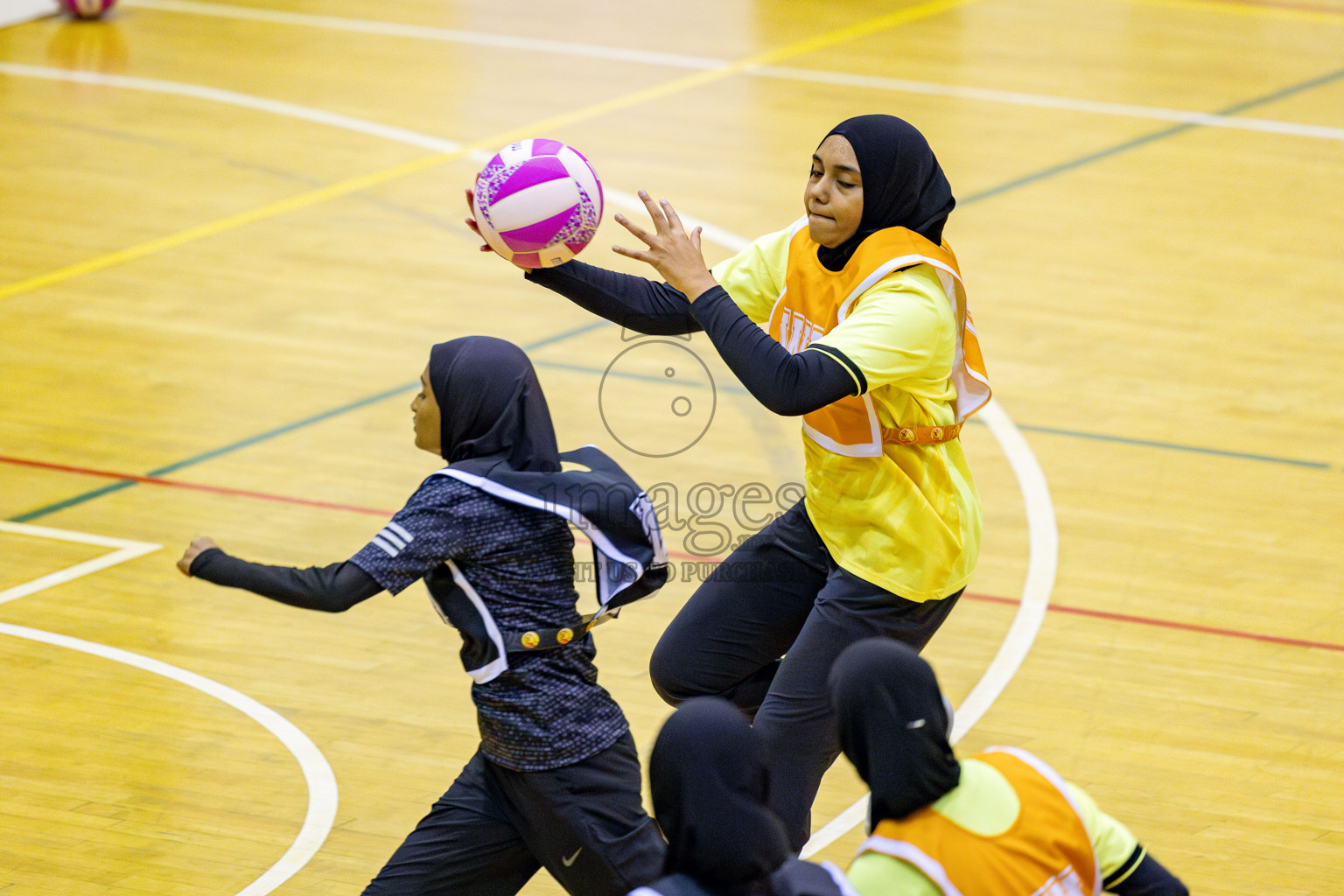 Kulhudhuffushi Youth & Recreation Club vs SC Shining Star in Division 1 of National Netball Tournament 2025 held in Social Center at Male', Maldives on Sunday, 25th May 2025. Photos: Hassan Simah / images.mv